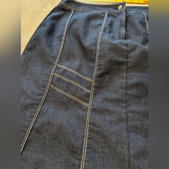 Lana Sport Denim Skirt. Midi. Size 14. 34 Waist . Like new. - Picture 2 of 8